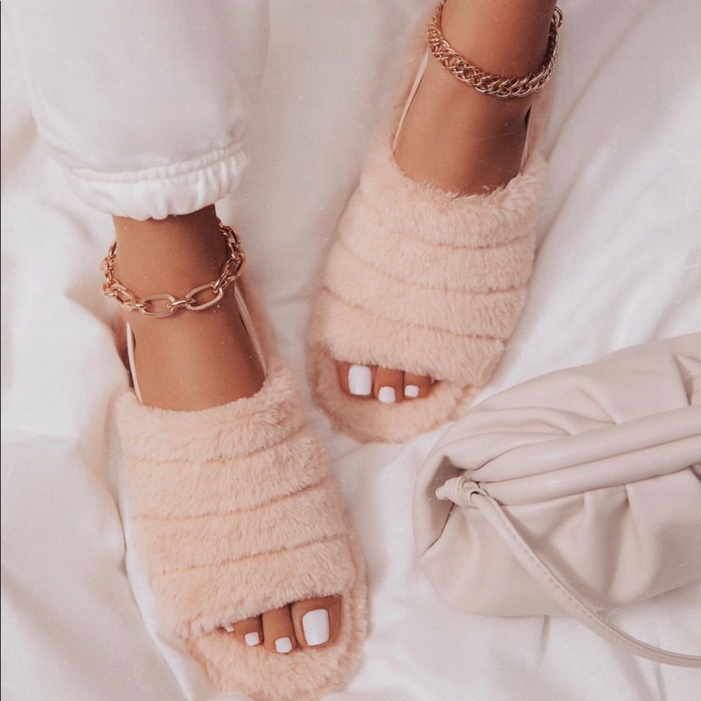 “FUREVER” Sandals With Strap